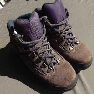 Timberland Womens Hiking Mid Top Boots Nubuck Brown Purple Size 5.5 Leather